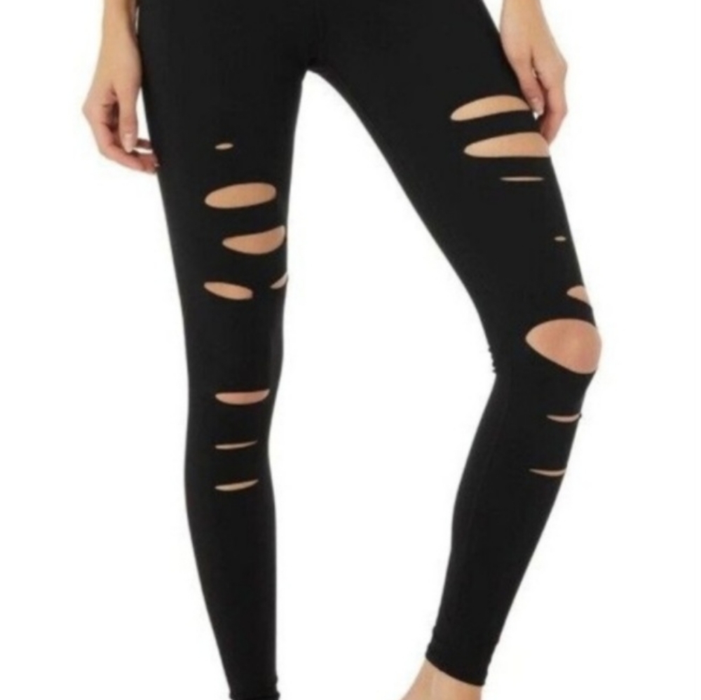 Womens Size M Alo Ripped Warrior Leggings Black EUC